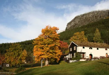 Sjoa Gjestehus & Vandrerhjem | Explore Sjoa